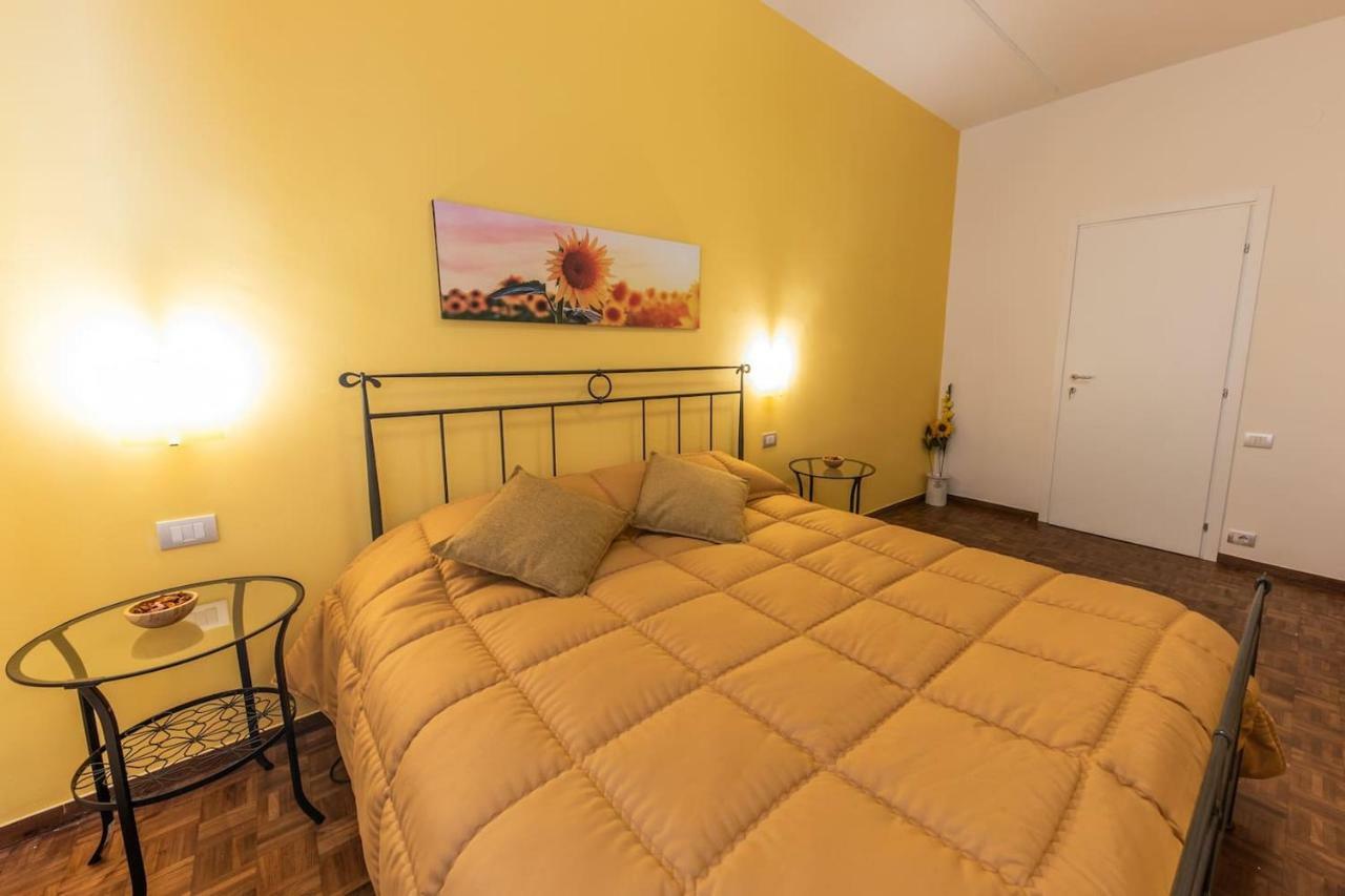 Downtown Bologna Apartment Exteriör bild